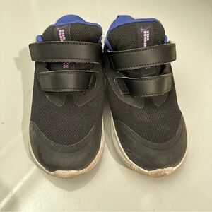 Nike toddler Black and Blue Sneakers